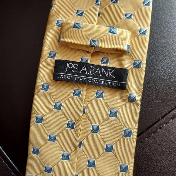 New W/Tags Jos. A. Bank  Executive Collection  Yellow and Blue Silk Neck Tie - Picture 4 of 9
